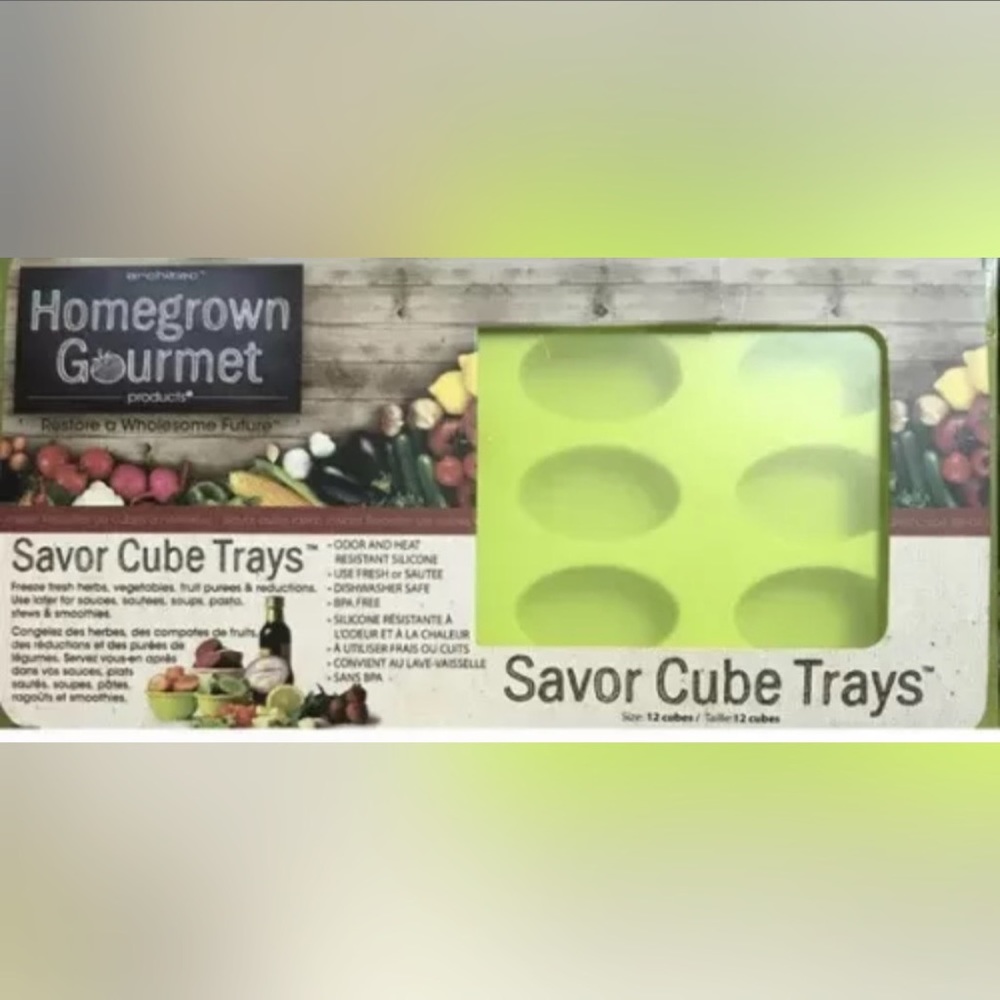 Home Grown Gourmet Savor Cube Tray - with hitched cover.